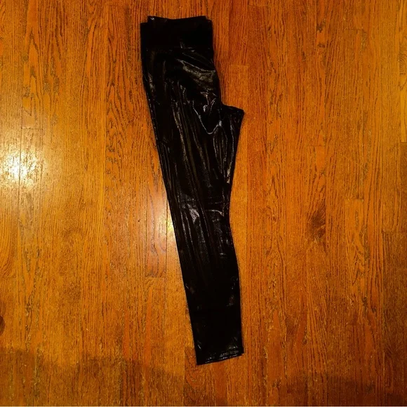 Fabletics black metallic, high waisted, straight leg, NWT! - Picture 5 of 12